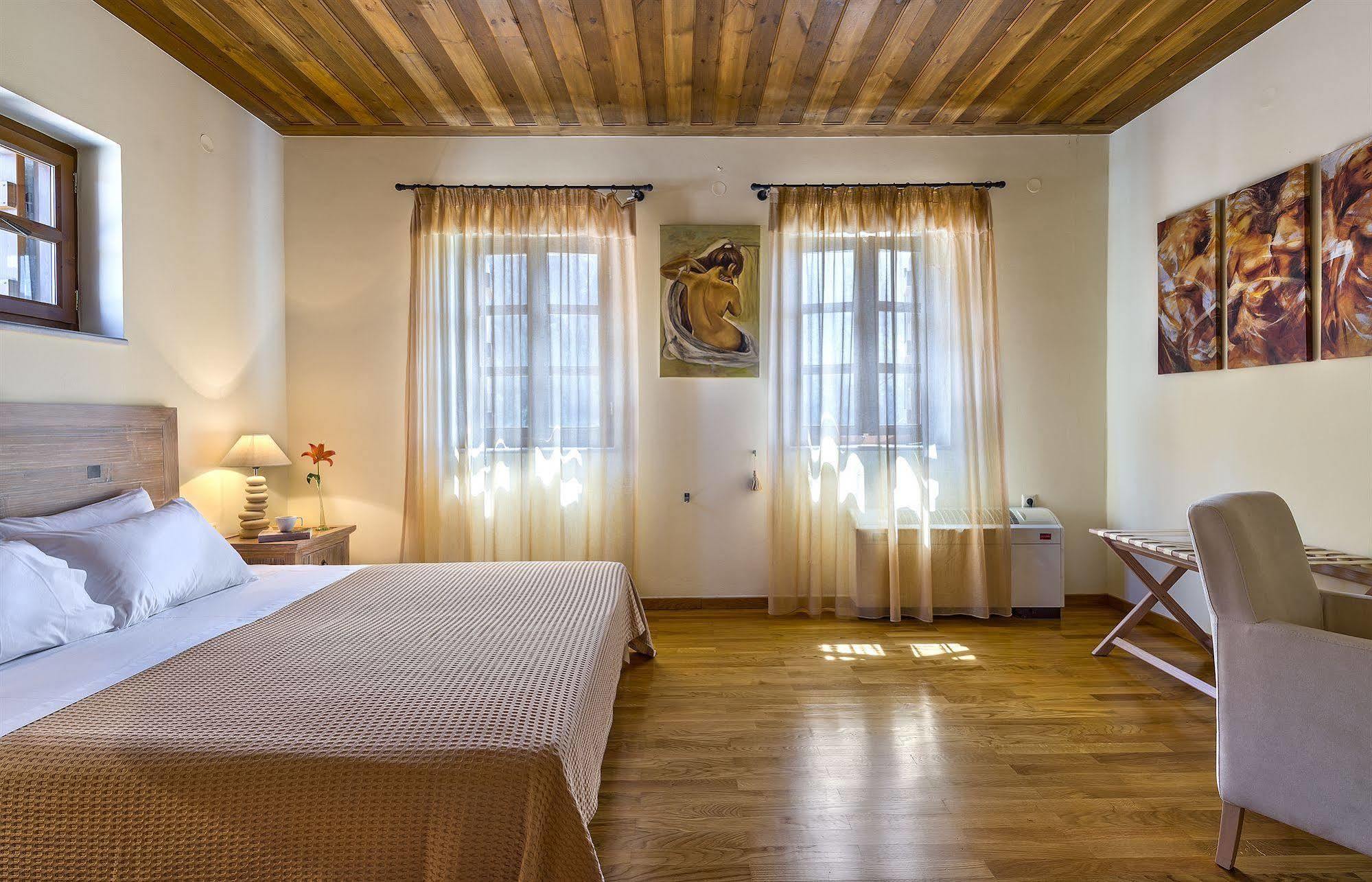 Zoúrva Apirathes Residence מראה חיצוני תמונה