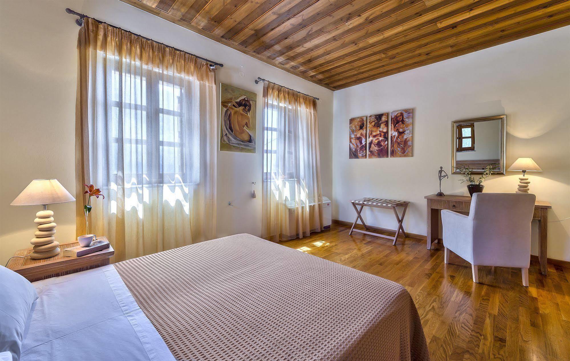 Zoúrva Apirathes Residence מראה חיצוני תמונה